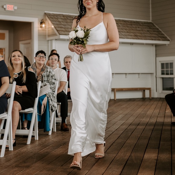 Dresses & Skirts - Show Me Your Mumu Tuscany Maxi Slip Dress ~ Ivory Luxe Satin 
Size L